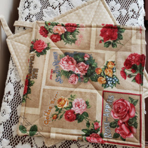 Potholder Rose print beige back